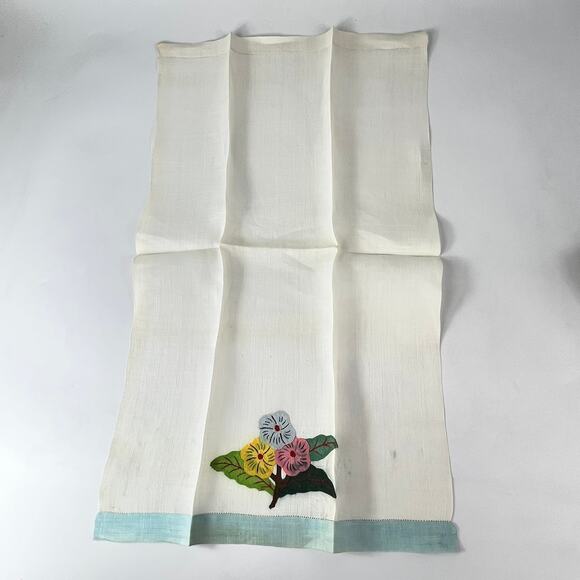 Set 3 Vtg Tea Towel Embroidered Lace Applique Flowers Large Table Doily Linens - Picture 6 of 13